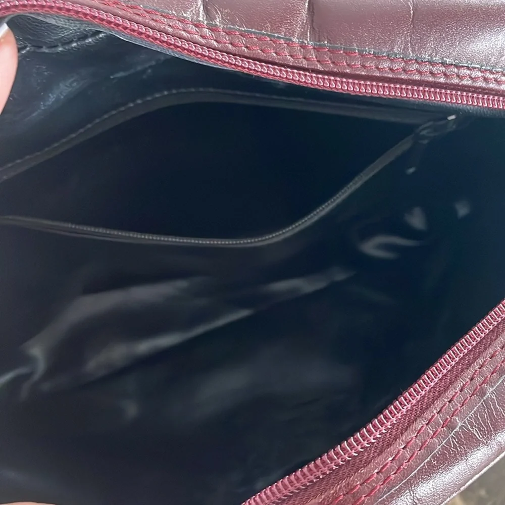 Burberry Crossbody - Picture 12 of 15